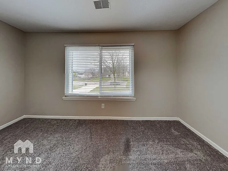 105 W Carolina St — Photo 16