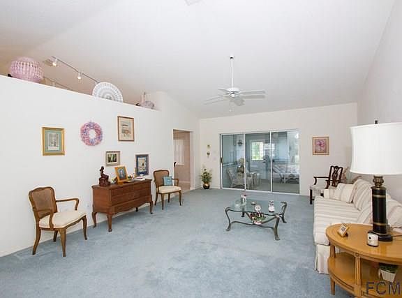 4th image of 59 Westbury Ln