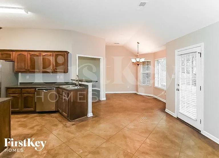 6797 Terry Chase — Photo 5
