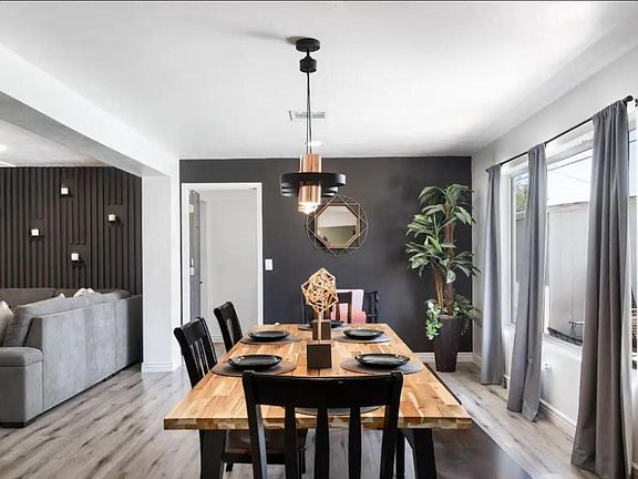 Dining room 1