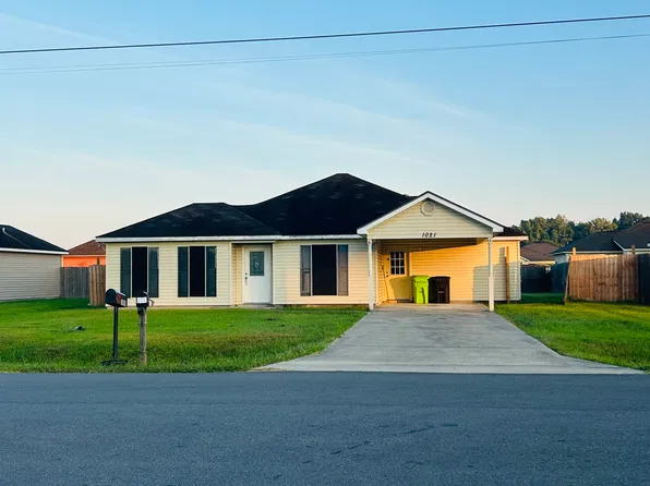1021 Gary Dr, Breaux Bridge, LA 70517