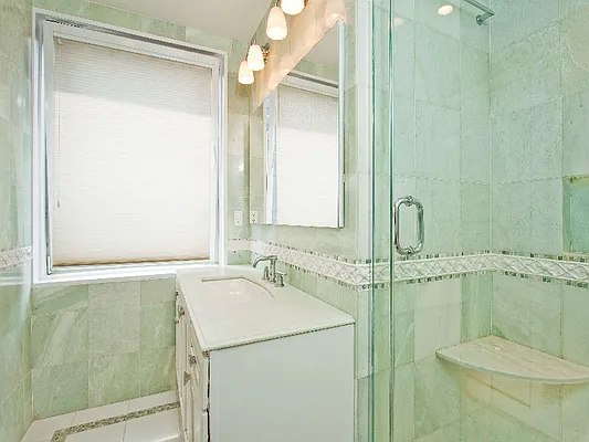 Sold by Sotheby's International Realty | media 27