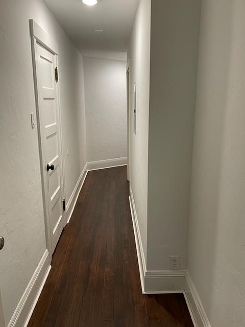 Front Door hallway into unit