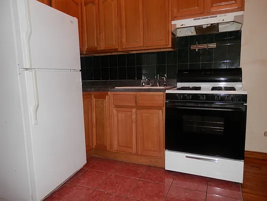 Rented by The Ambassador Realty Group | media 27