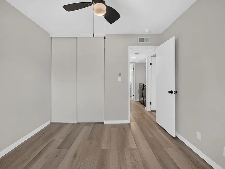 1512 Ashwood Dr — Photo 26