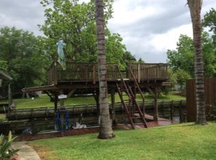 118 Pine St, Satsuma, FL 32189