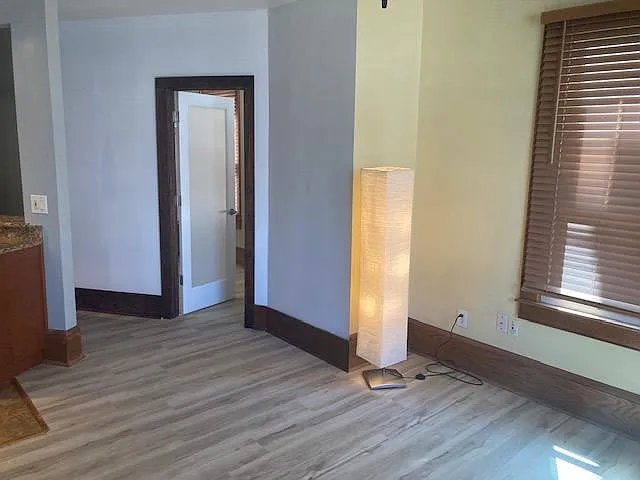 2717 Girard Ave S #102 — Photo 5