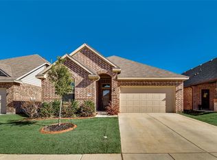 7608 Parkview Dr, WATAUGA, TX 76148