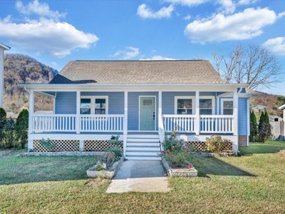 712 Anderson St, Glasgow, VA, 24555