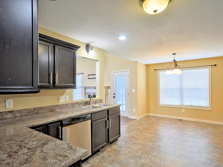 3723 Tradewinds Ter — Photo 17