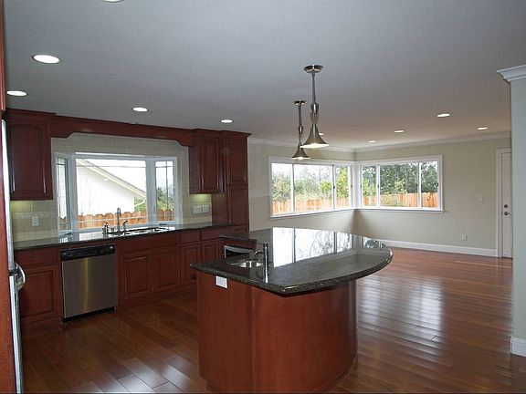 3rd image of 6258 Calle Bonita