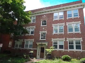 757 Syracuse Ave, Saint Louis, MO