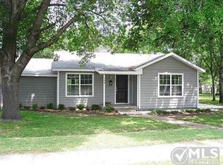 730 Samuels Ave, Fort Worth, TX 76102