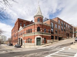 251 Heath St APT 201, Jamaica Plain, MA 02130