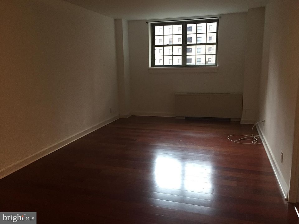 1st image of 219-29 S 18th St #1119