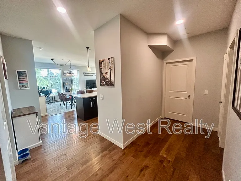 130 Barber Rd #202 — Photo 2