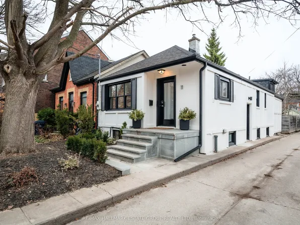 11 Austin Ave, Toronto, ON M4M 1V7