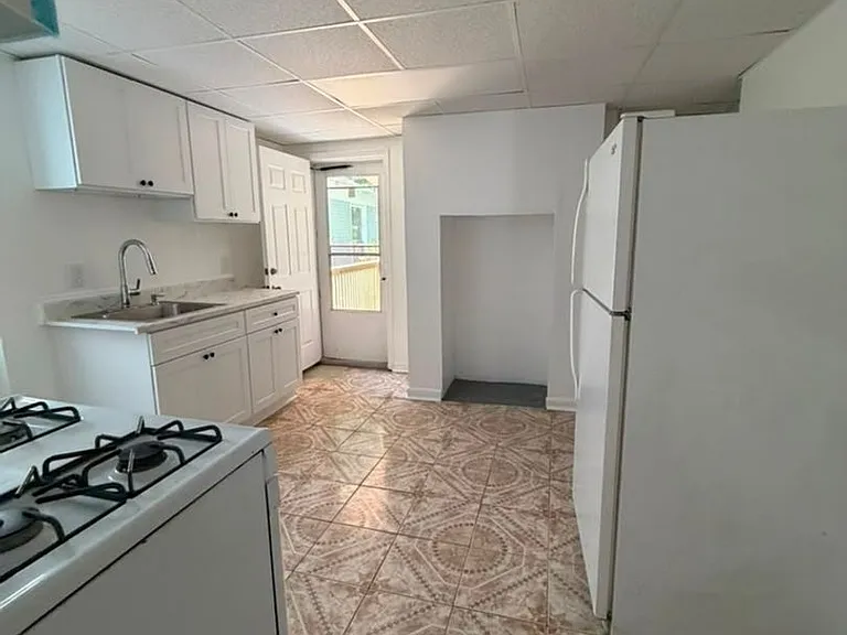 86 Spring St — Photo 30