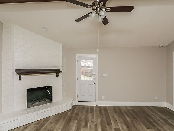 4th image of 2155 Blueridge Dr