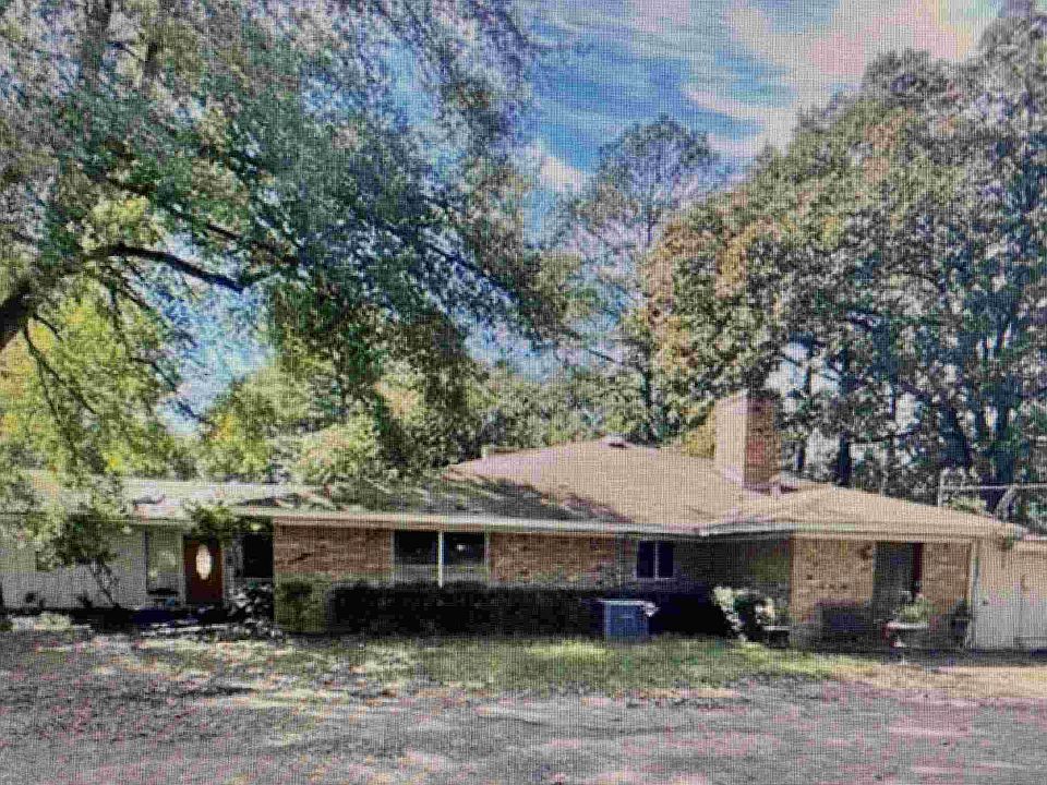 1st image of 220 Private Road 801