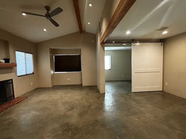 607 E Calle Roca — Photo 6