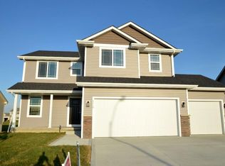 4719 NE Innsbruck Dr, Ankeny, IA 50021