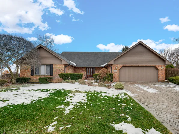 376 Nevada A Ct, Frankfort, IL 60423