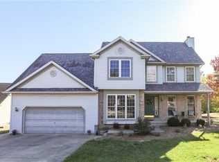 700 W Whitethorn Pl, Bloomington, IN 47403