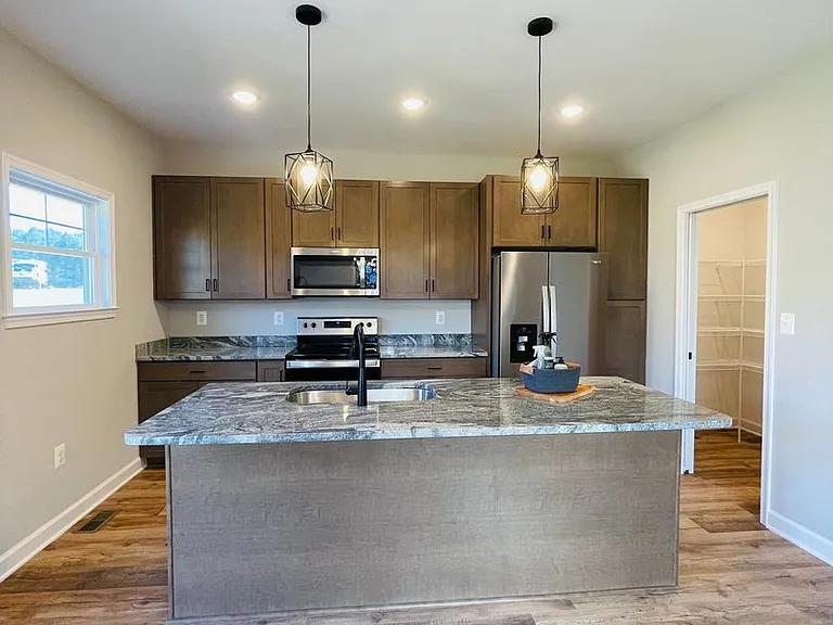 1376 Palomino Trl — Photo 23