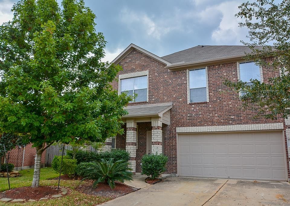 1st image of 21014 Castle Gardens Ct