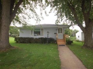 113 S 1st St, Ogden, IA 50212