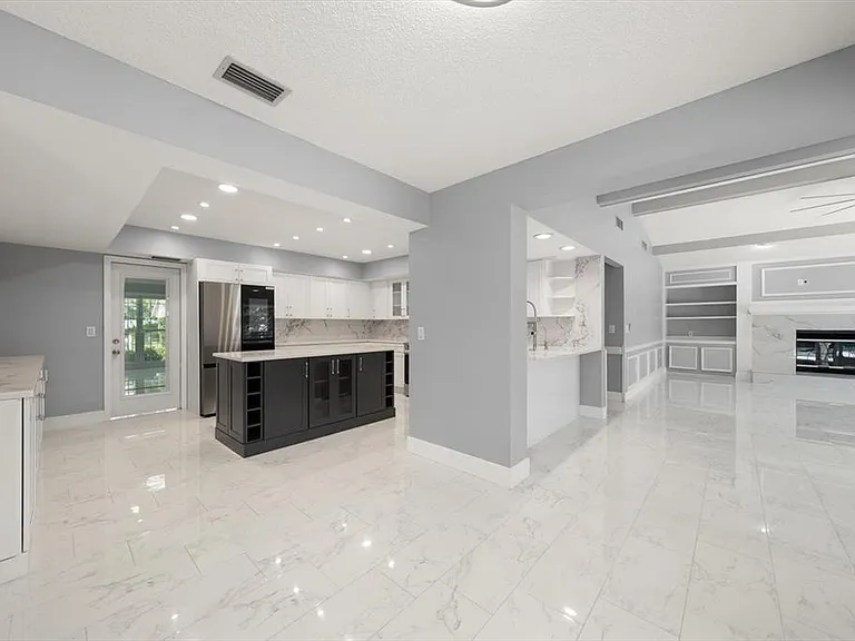 13903 Oberlin Manor Way — Photo 17