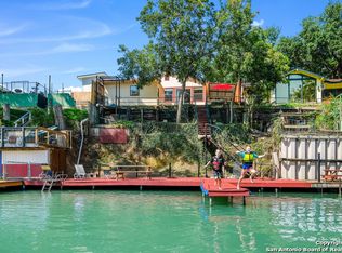 921 Reiley Rd, Seguin, TX 78155