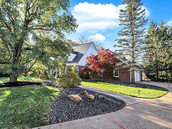 3rd image of 10931 Fawn Lake Dr