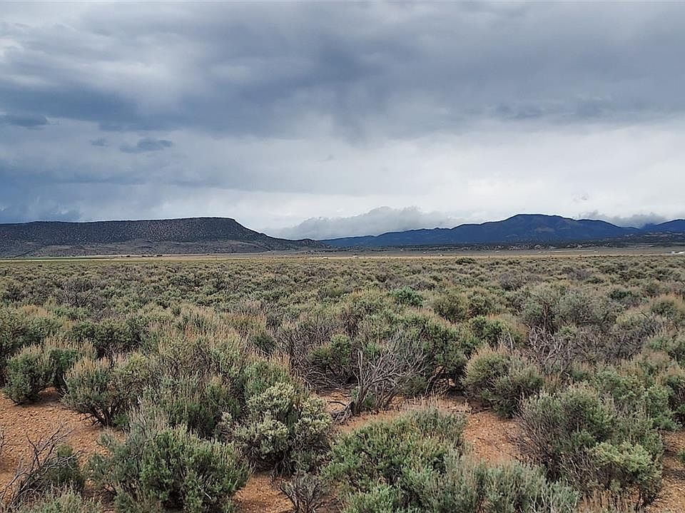 2nd image of Arrowhead Lane