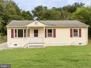 18 Lea Rd, Colonial Beach, VA 22443