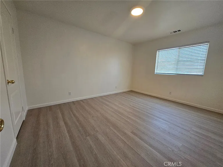 481 Pinewood — Photo 25