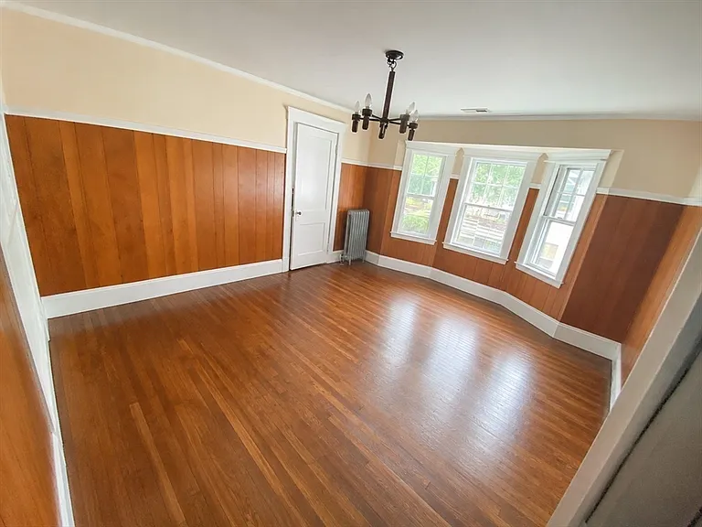 59 Rowe St #2 — Photo 5