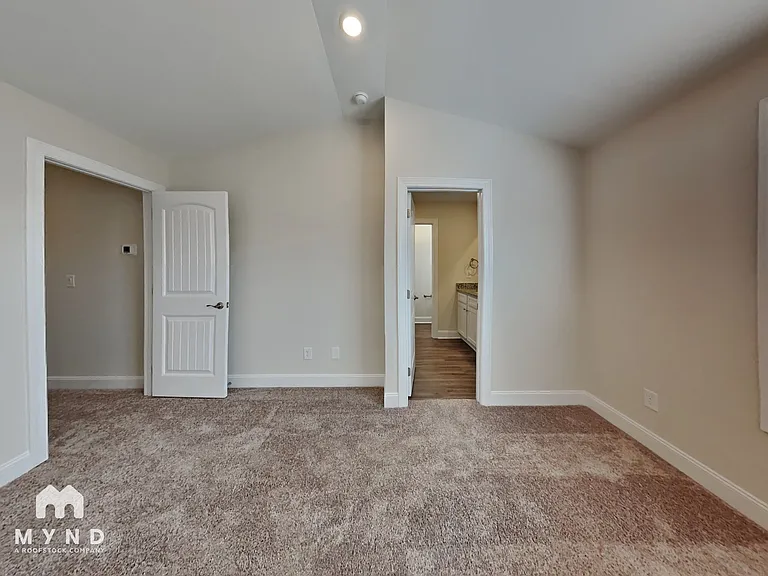 6933 Woodland Stream Pl — Photo 15
