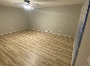 603 E 19th St #603, Sterling, IL 61081