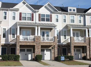 8022 Goldenrain Way, Raleigh, NC 27612