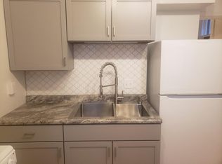 1503 E 2nd St APT 1, Duluth, MN 55812