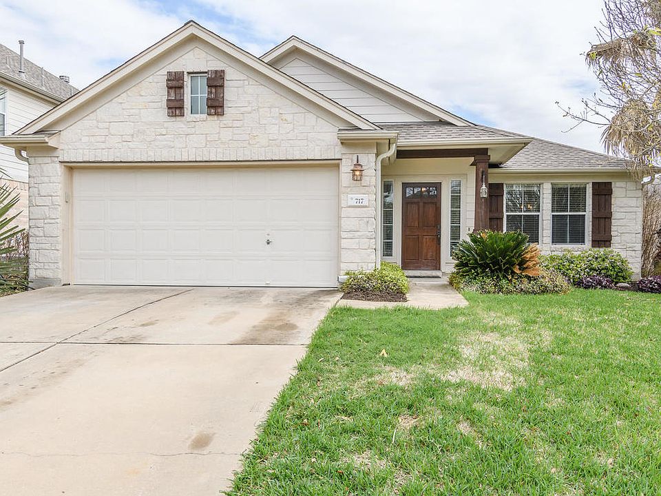 1st image of 717 Crane Canyon Pl