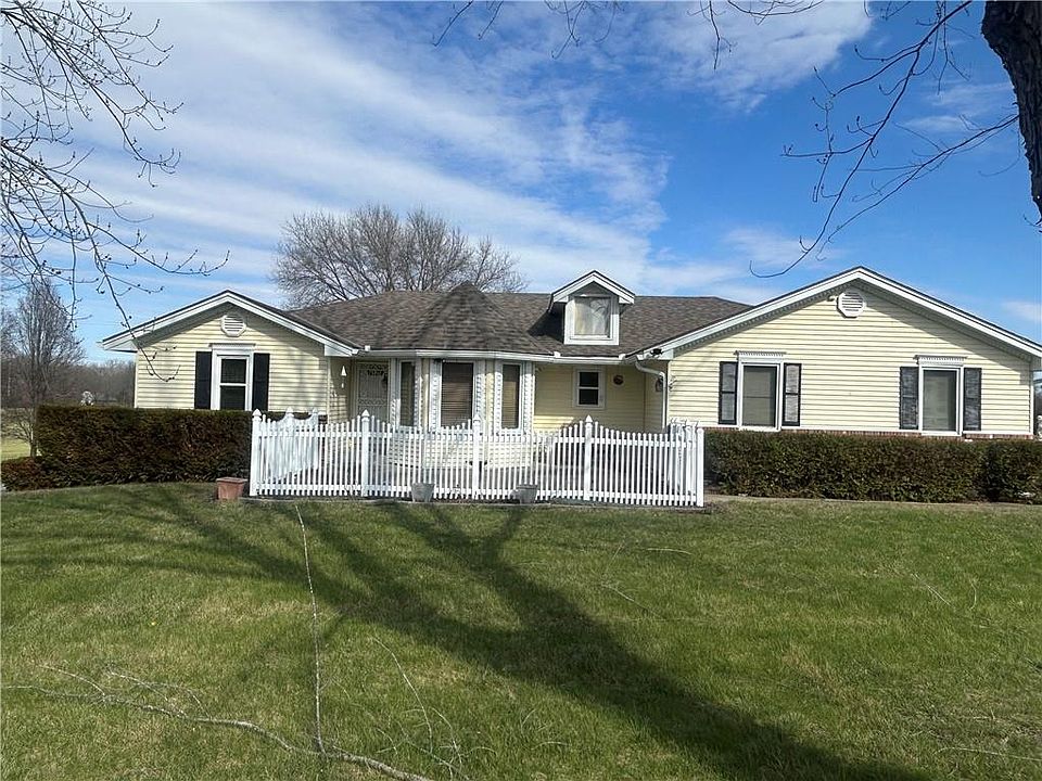 1st image of 16019 Cordell Rd