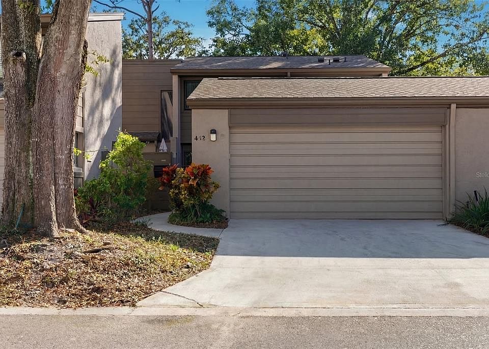 1st image of 442 MEADOWOOD BOULEVARD