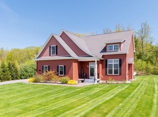 34 Rowe Farm Rd, Gilford, NH 03249