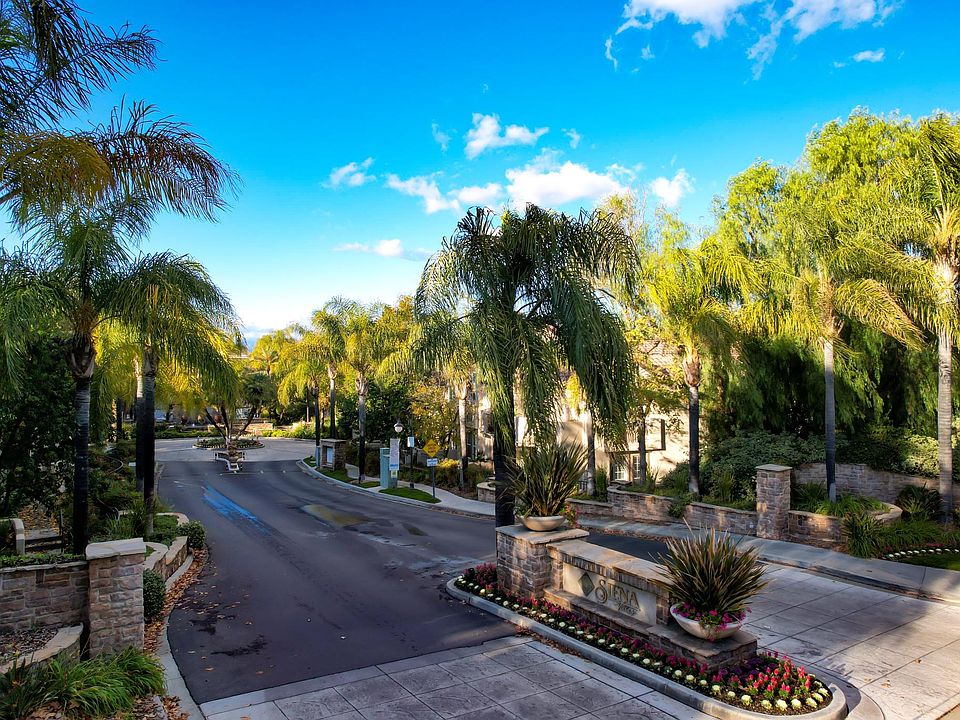 1st image of 24131 Del Monte Dr Unit 187