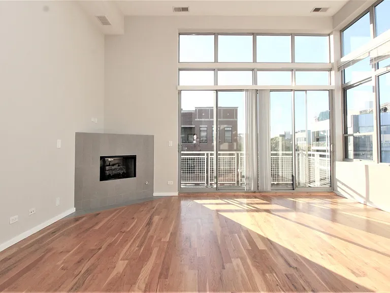 2157 N Damen Ave #404 — Photo 6