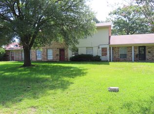 311 N Arkansas St, Springhill, LA 71075