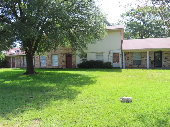 311 N Arkansas St, Springhill, LA 71075